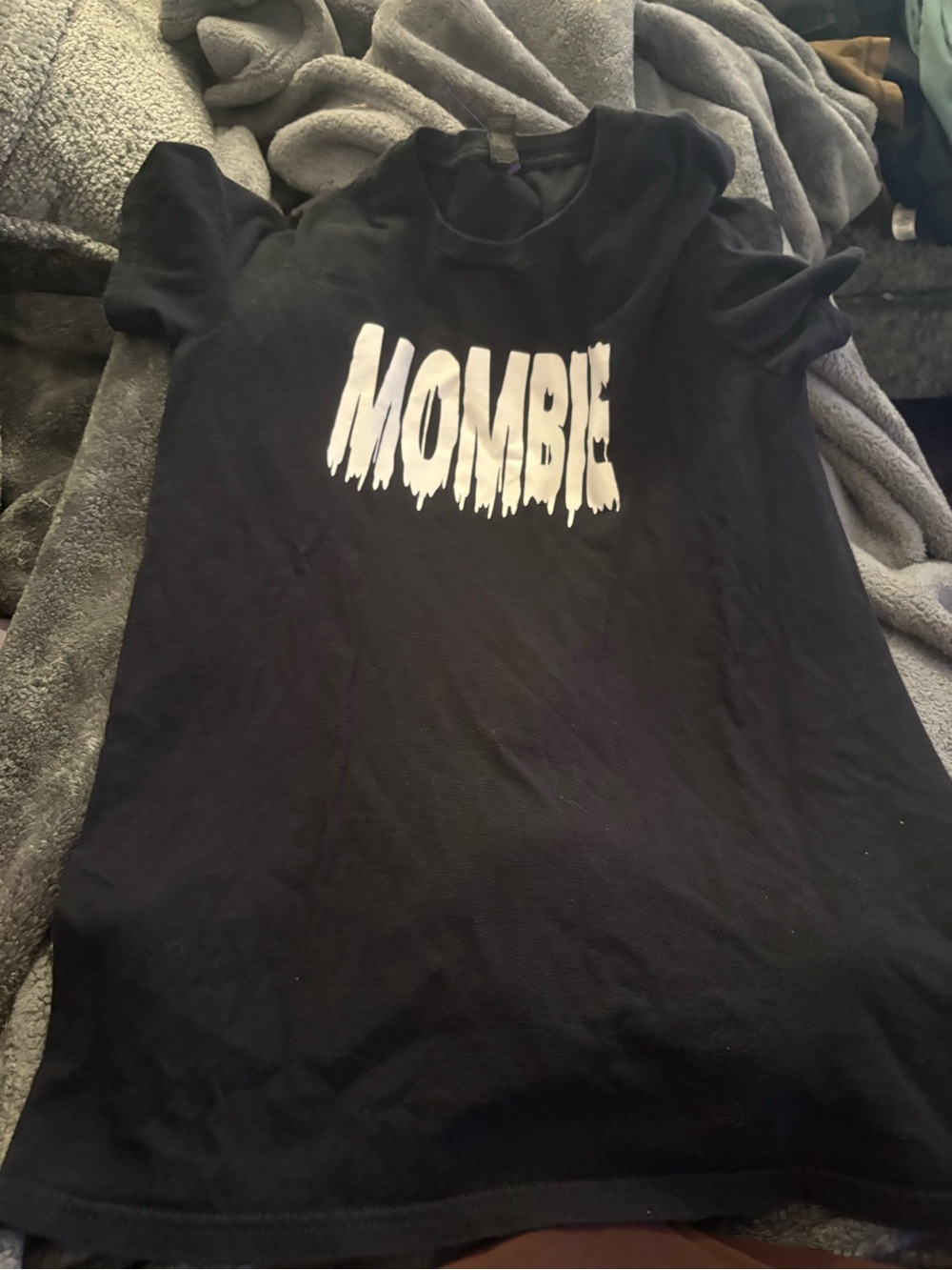 "Mombie" Graphic Tee - Black